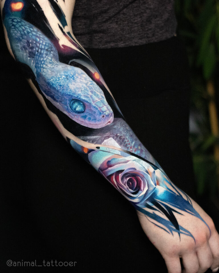 A blue snake sleeve with roses
