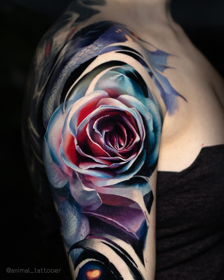 A blue snake sleeve with roses