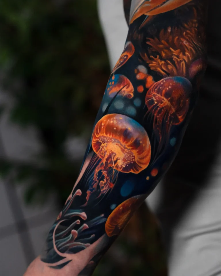 Underwater sleeve
