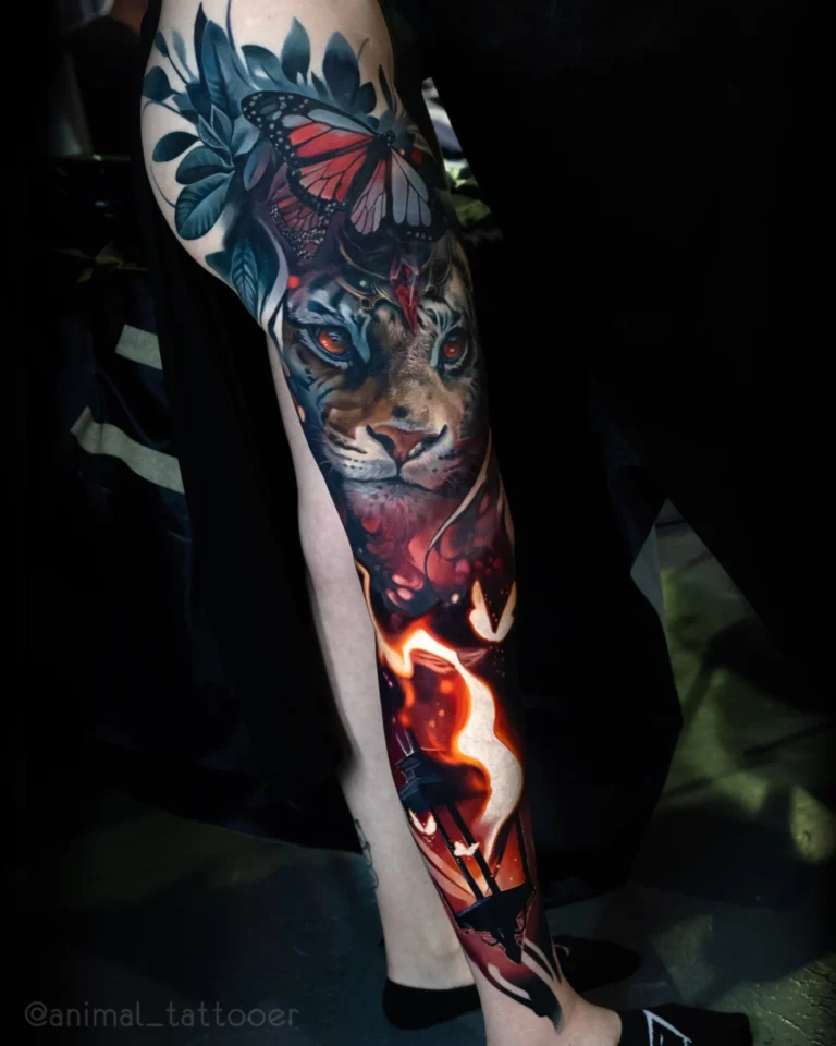 A tiger with the red butterfly