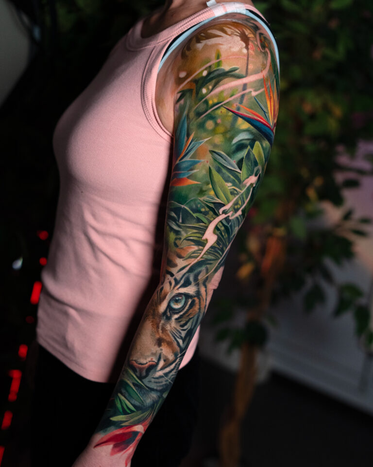 Jungle sleeve